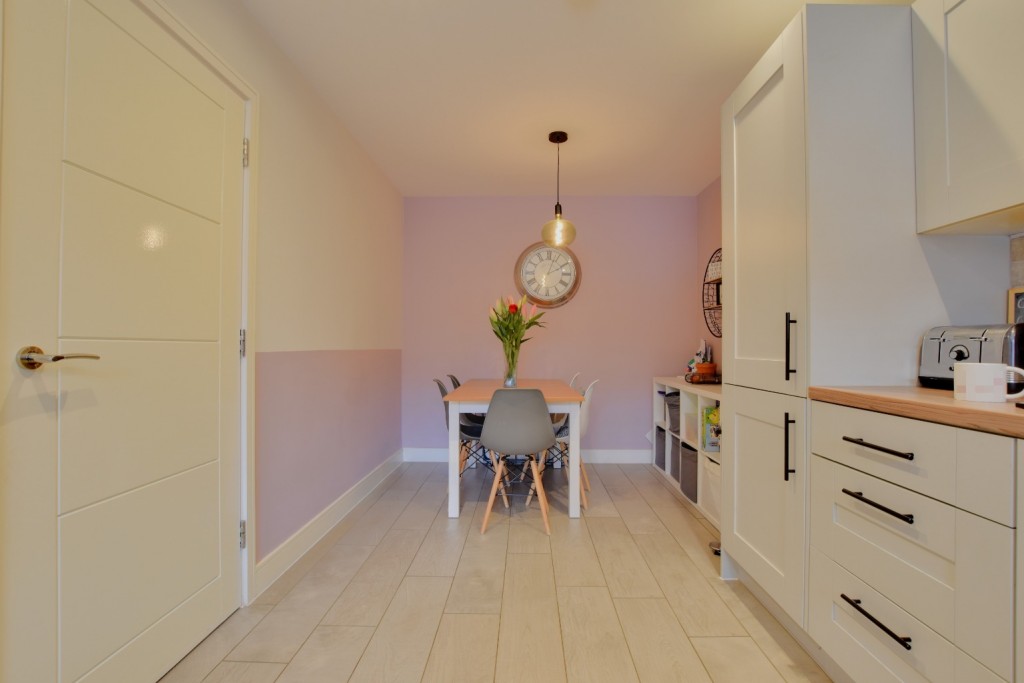 Images for Embleton Close, Maldon, Essex, CM9 EAID:ISSL BID:401