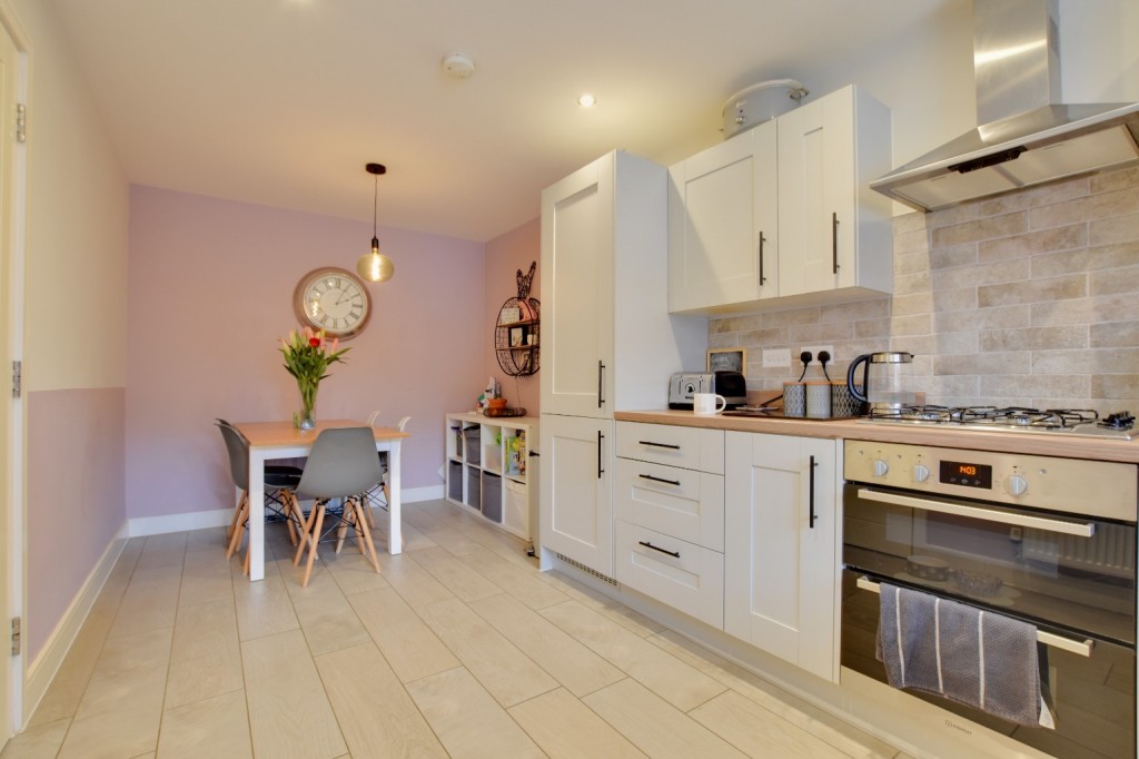 Images for Embleton Close, Maldon, Essex, CM9 EAID:ISSL BID:401