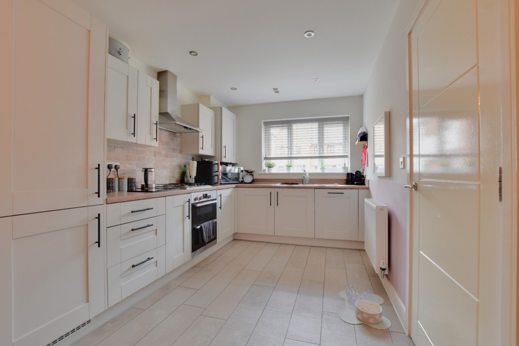 Images for Embleton Close, Maldon, Essex, CM9 EAID:ISSL BID:401