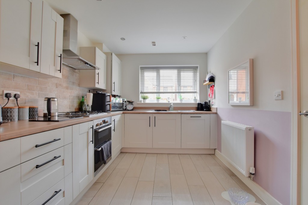 Images for Embleton Close, Maldon, Essex, CM9 EAID:ISSL BID:401